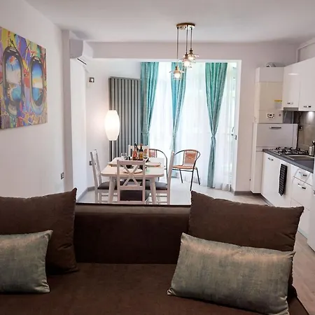 Azur 91 N Pool Apartment