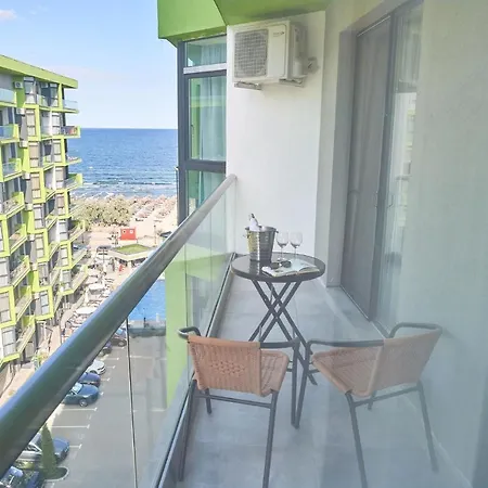 Azur 91 N Pool Apartament Năvodari